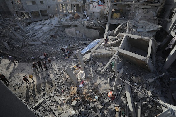 المركز الفلسطيني: الاحتلال يحوّل تدمير منازل غزة إلى أداة لترسيخ الإبادة