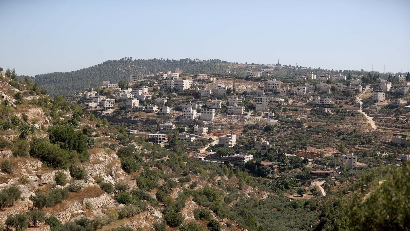 الاحتلال يوسّع الاستيطان في القدس والأغوار ويُحكم قبضته على أراضي الضفة بذريعة "الآثار"