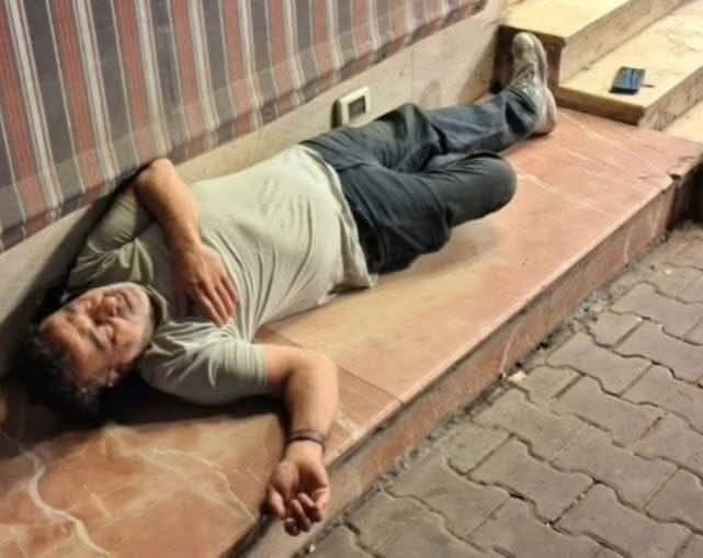 أسير فلسطيني محرر يروي معاناة المبعدين في مصر: "خرجنا من السجن لنواجه معاناة أخرى"
