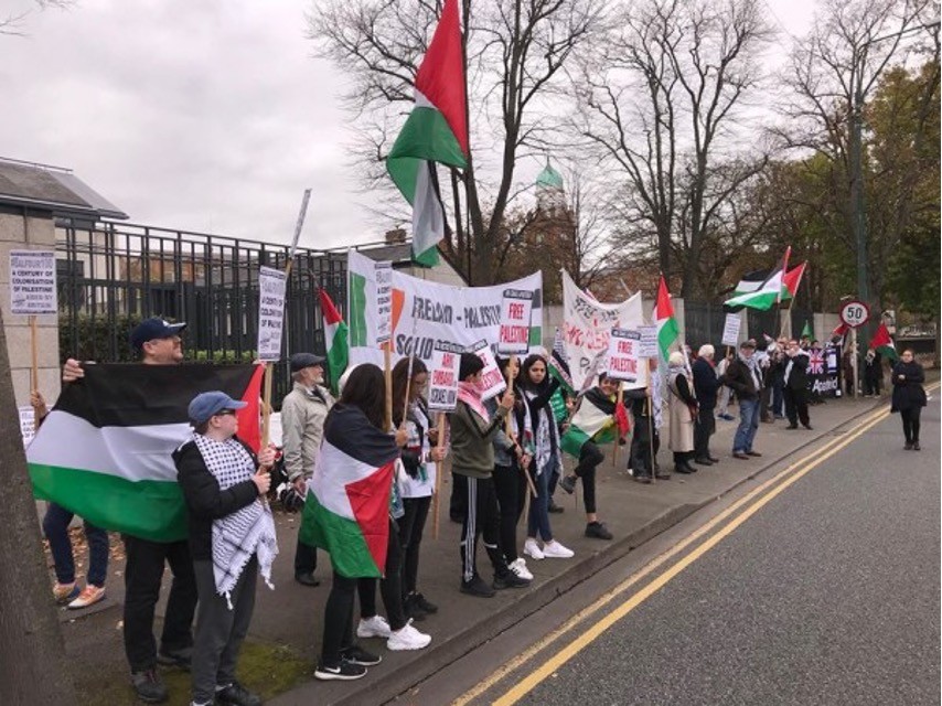 فعاليات شعبية في دبلن تضامناً مع فلسطين والأسرى ورفضاً للتطبيع الرياضي