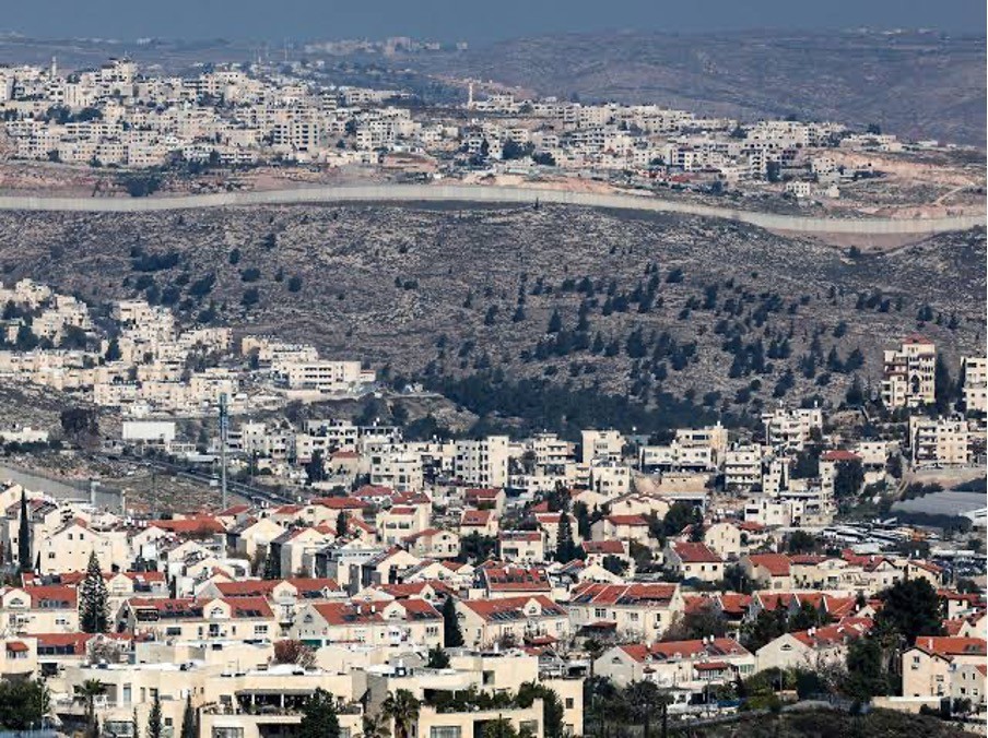 وزراء خارجية الاتحاد الأوروبي يبحثون حظر منتجات المستوطنات "الإسرائيلية"
