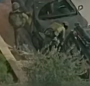 جندي "إسرائيلي" يحطم مركبات فلسطينية في بيت لحم وسط تصاعد الاعتداءات