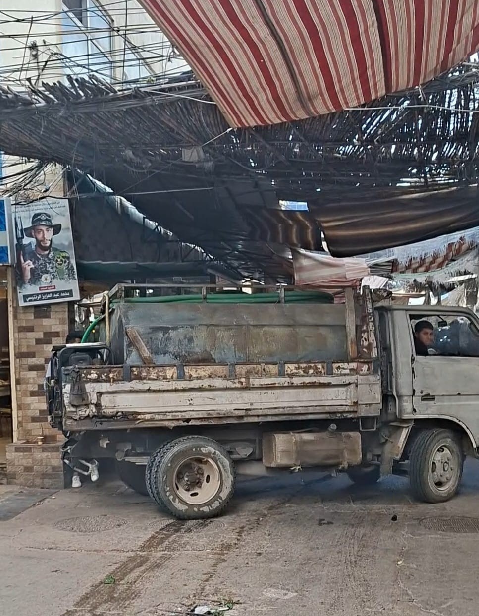 أزمة شحّ وملوحة مياه متفاقمة تهدد حياة اللاجئين الفلسطينين في مخيم نهر البارد