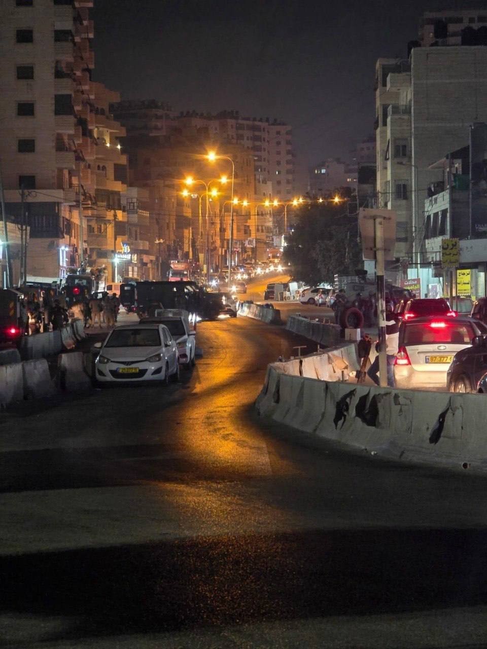 اقتحامات متزامنة لجيش الاحتلال تطال مخيمات العين وعقبة جبر وقلنديا