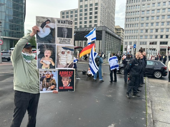 شهادات ناشطين حول التضييق على الحراك المتضامن مع فلسطين في ألمانيا