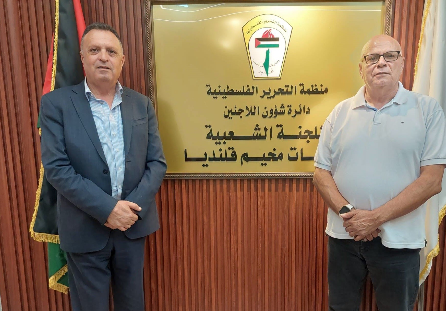 نقيب الصحفيين يبحث مع اللجنة الشعبية في قلنديا استهداف الاحتلال للمخيم ومعهده