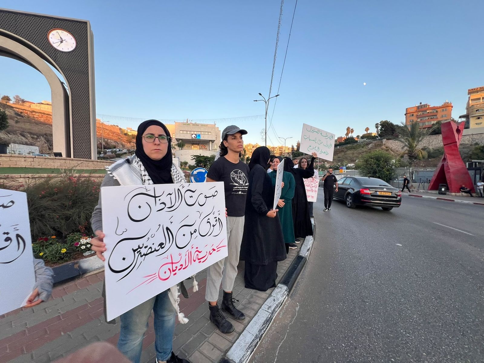 وقفة في أم الفحم ضد قمع شرطة الاحتلال وعنف المستوطنين والحرب على غزة