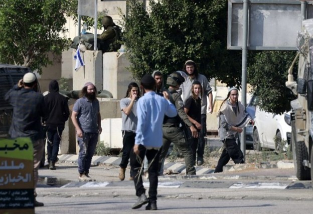 42  سيناتوراً ديمقراطياً يطالبون "نتنياهو" بوقف عنف المستوطنين في الضفة الغربية