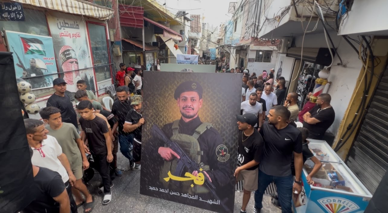 مخيم البرج الشمالي يودع الشهيد حسن حميد بعد ارتقائه في معارك جنوبي لبنان
