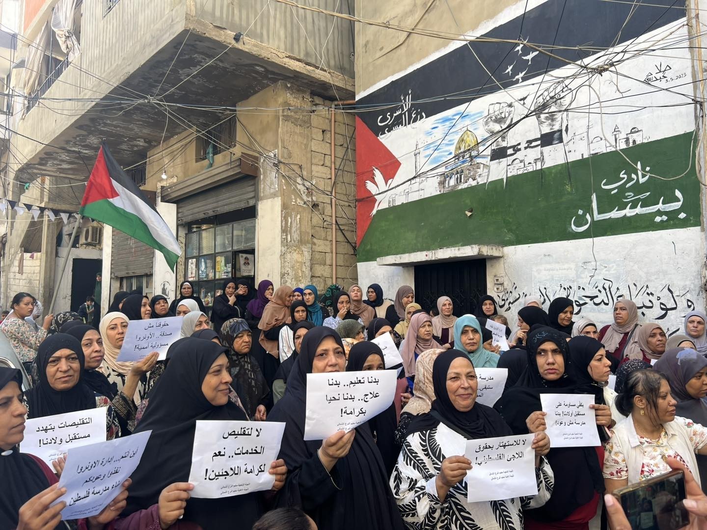 إضراب في مدارس برج الشمالي الاثنين وتحركات تصعيدية رفضاً لخطة الدمج