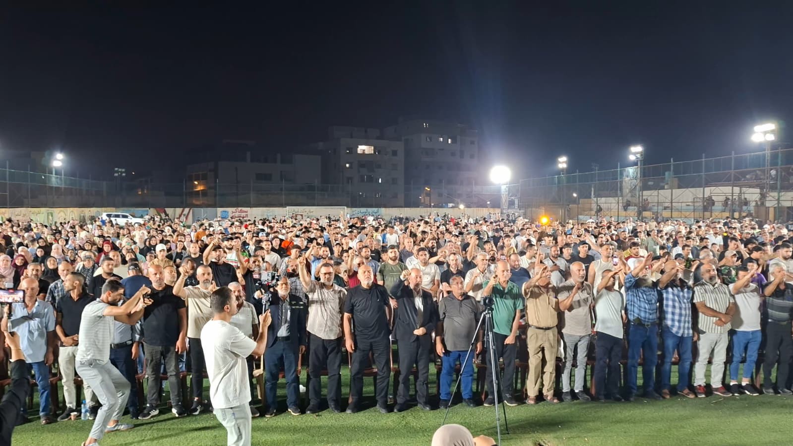 مهرجان الوفاء: آلاف الفلسطينيين في مخيم نهر البارد يستحضرون شهداءهم